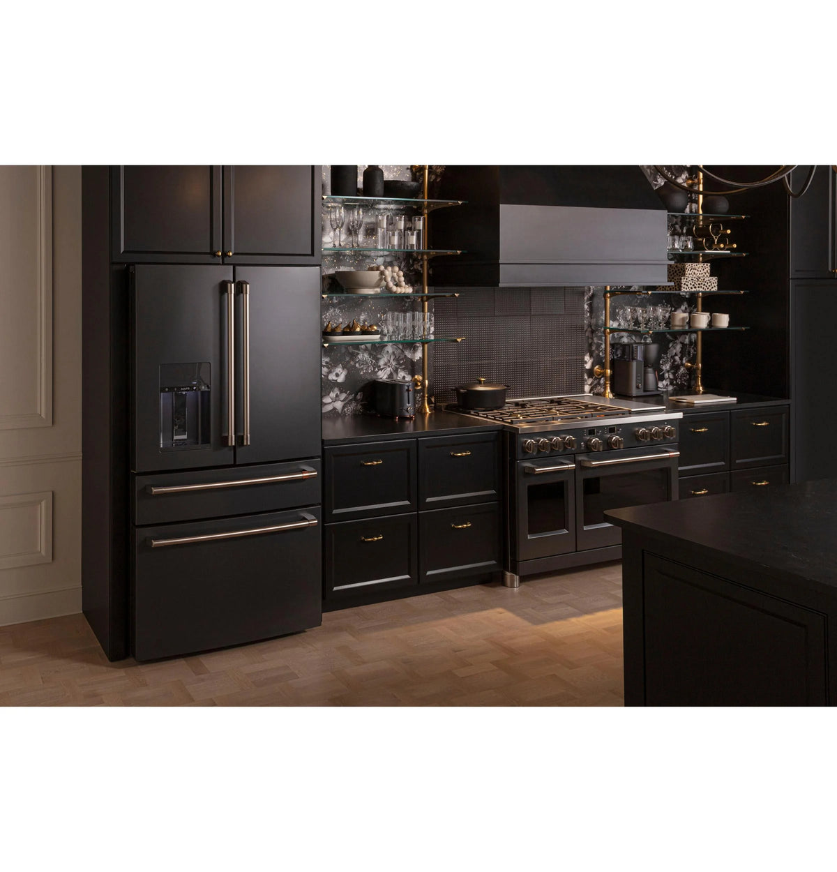 Smart Range Hood with 610 CFM Blower E976