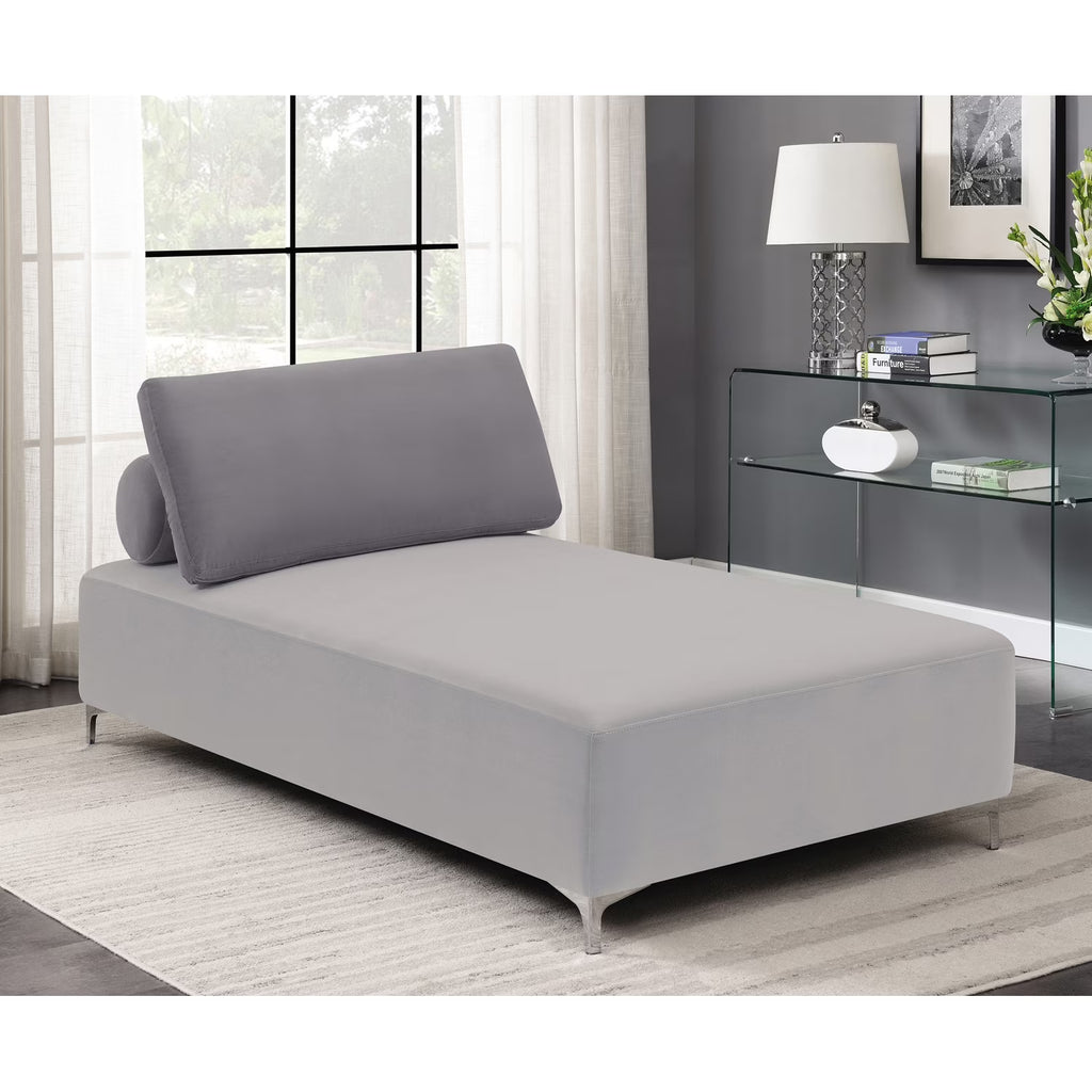 Grey Upholstered Accent Chaise with Removable Pillow V169707