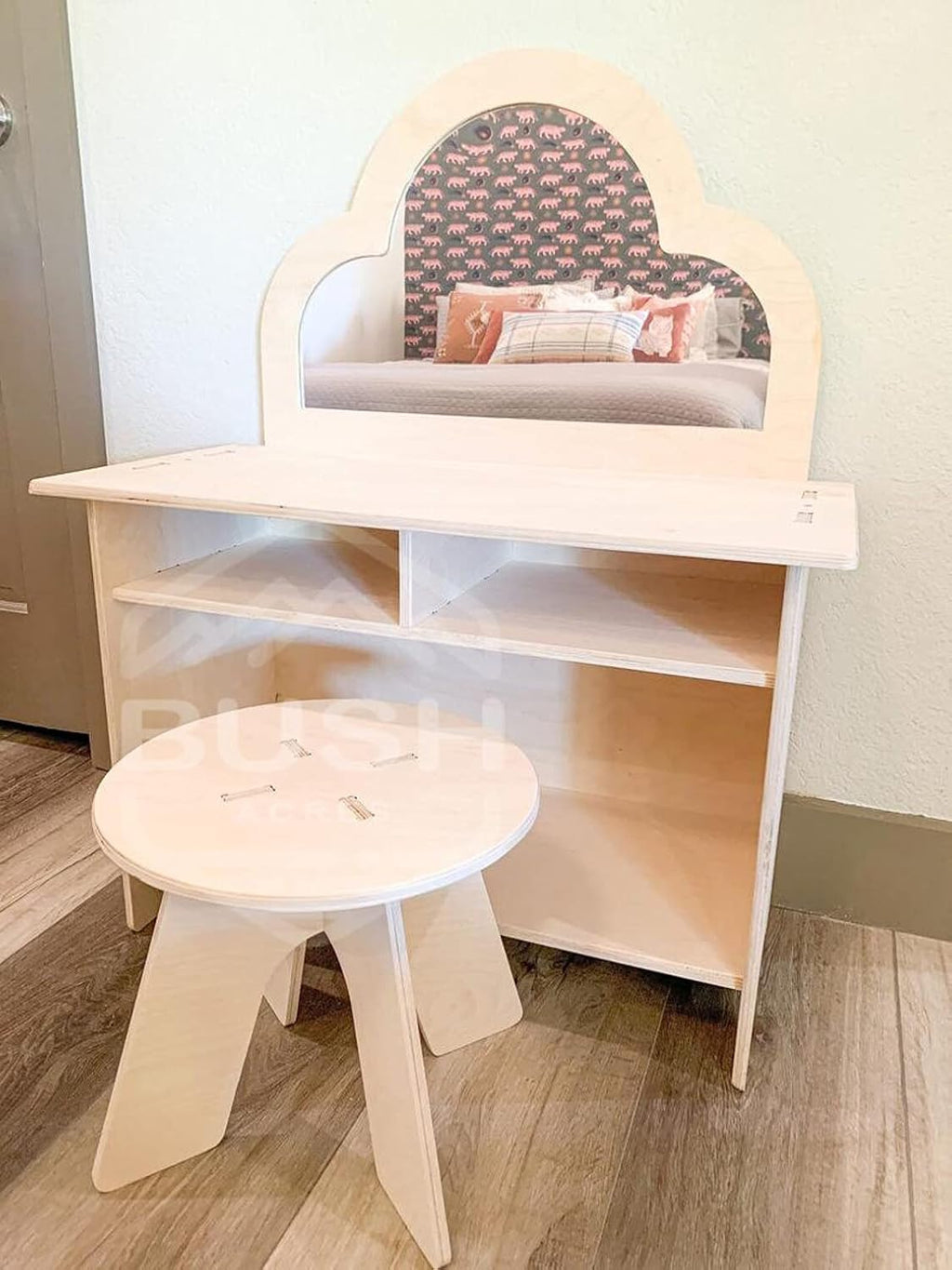 Montessori Toddler Vanity with Stool S8410