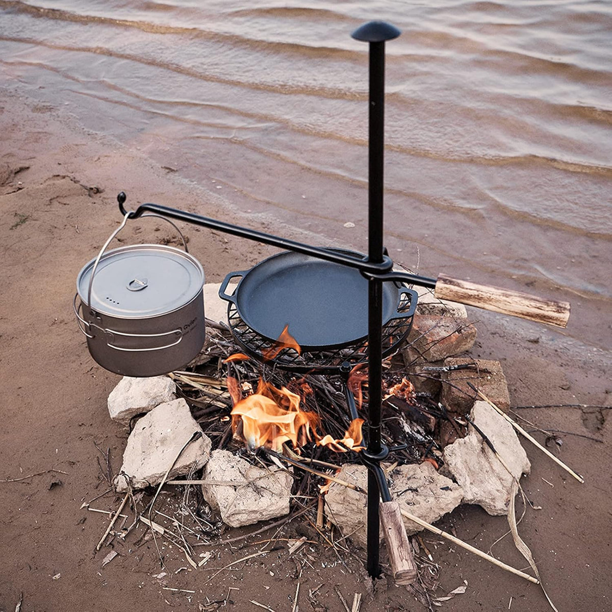 Heavy Duty Steel Campfire Grill E370454