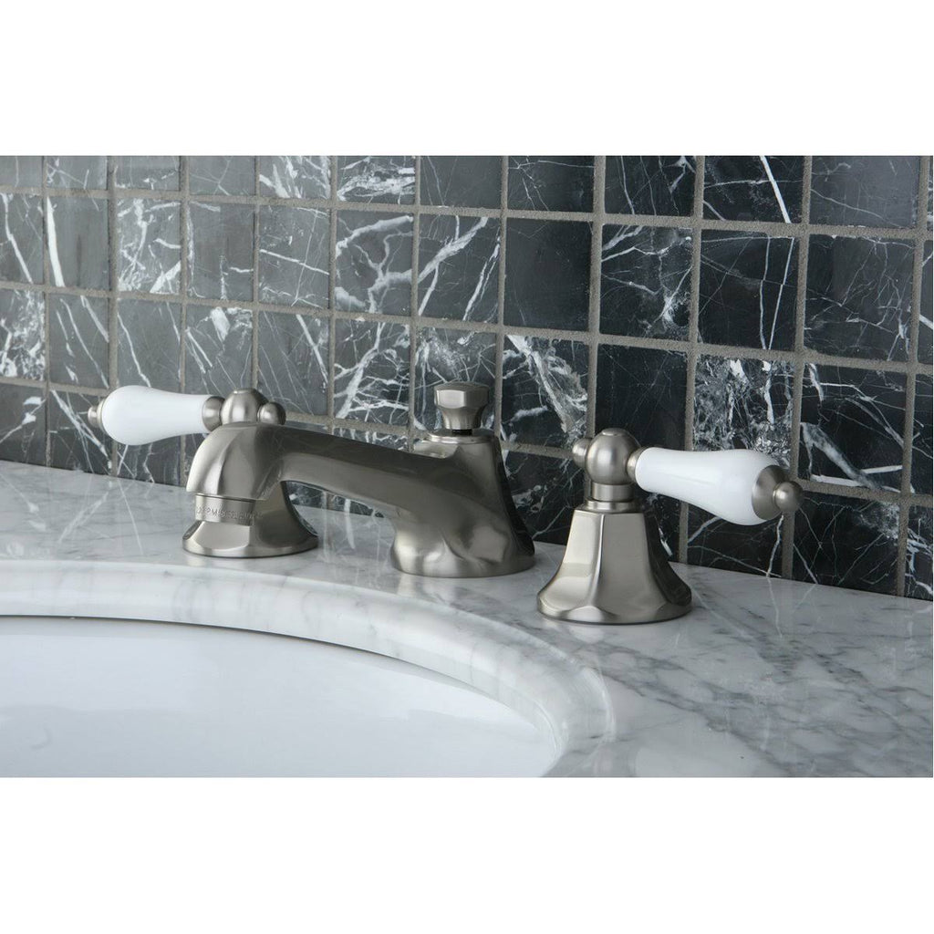 Antique Brass Widespread Bathroom Faucet V3395