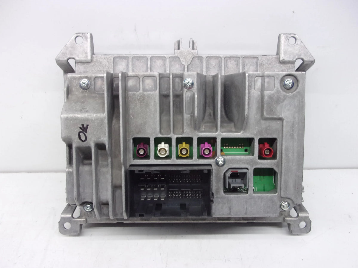 Pre-Owned Jeep Gladiator Multi Media Bluetooth Navigation Radio Receiver Display OEM Q6246