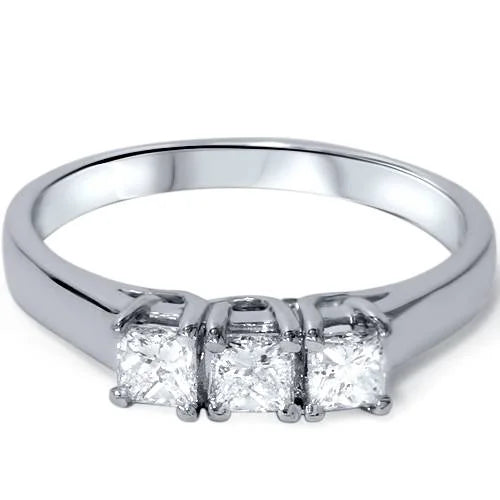 Three Stone Diamond Ring 14K White Gold D9563