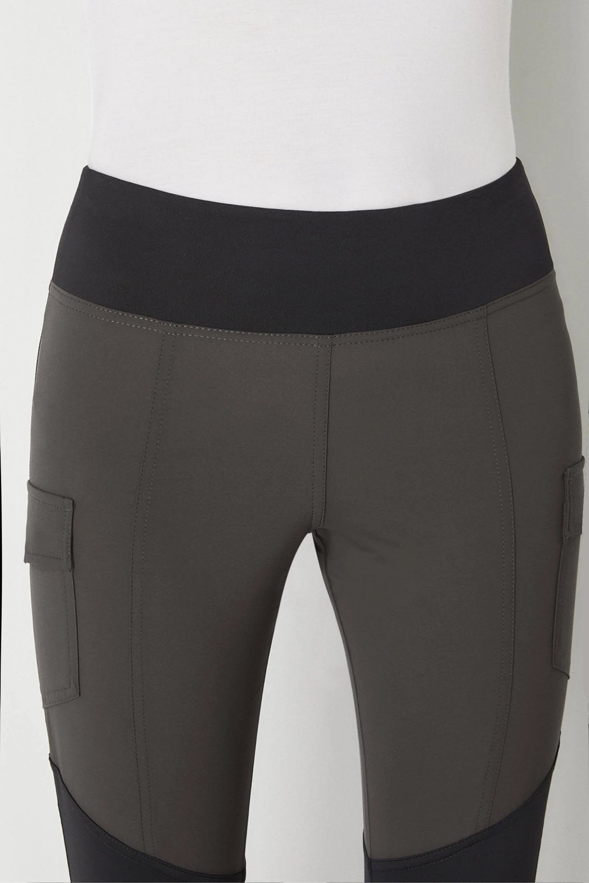Contrast-Panel Legging Black B356516