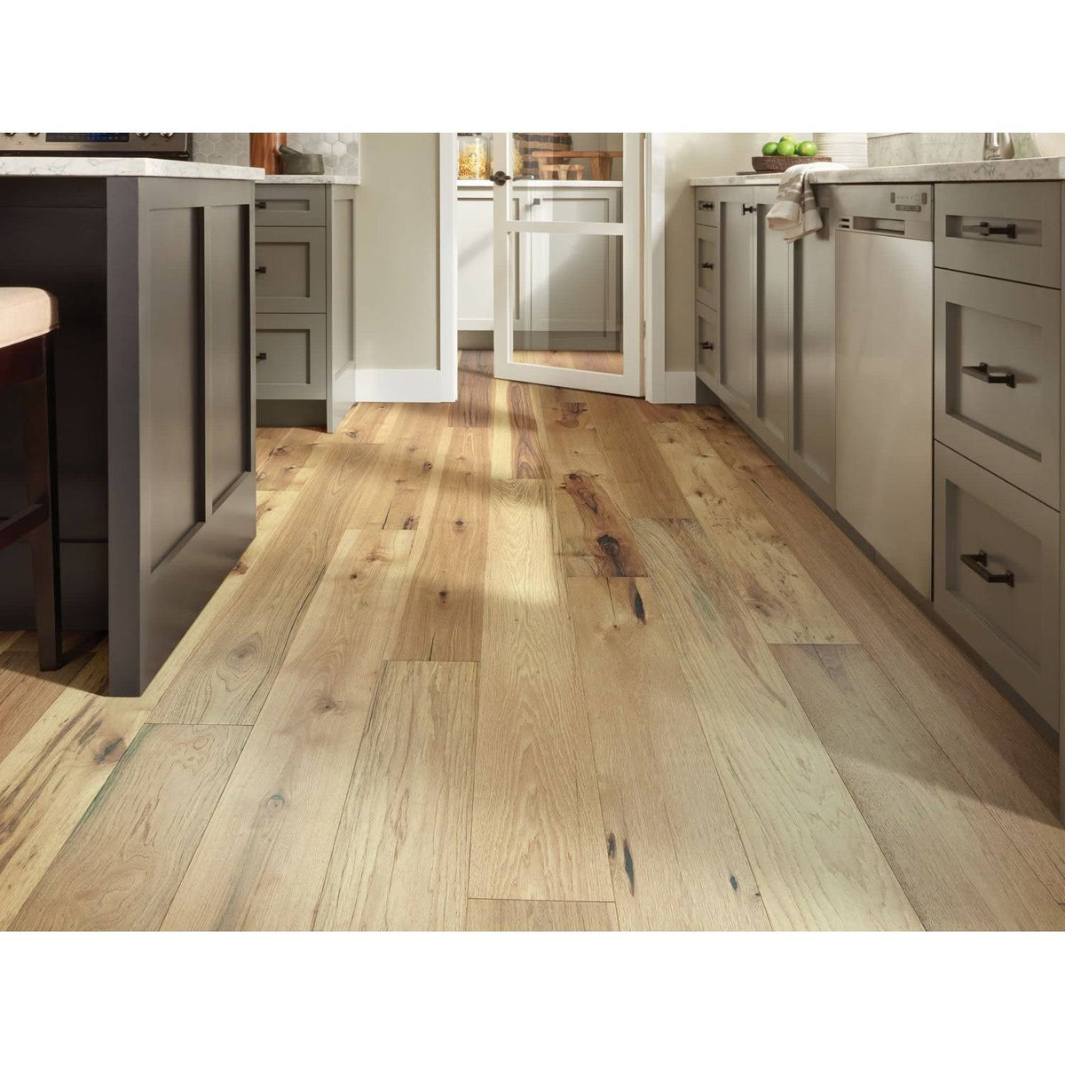 Ashton Oak Hardwood Y92736